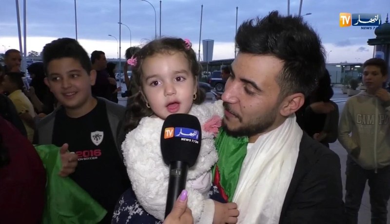 شاهد الطفلة التي أذهلت حسين بن حاج بصوتها