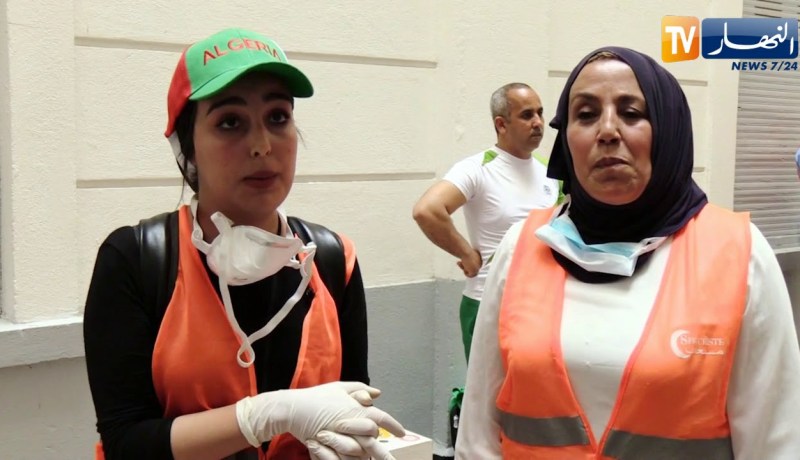 حراك شعبي: عندما يتحلى الأطباء والممرضين بالإنسانية في المسيرات