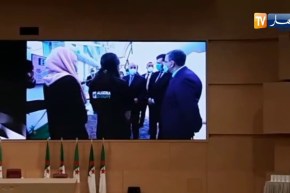 رئيس الجمهورية يزور معرض المؤسسات الناشئة بالمعرض الدولي للمؤتمرات