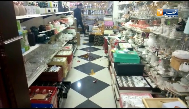 سكيكدة: خسائر مادية تلحق بأصحاب المحلات التجارية جراء الهزة الأرضية