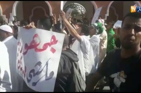 تندوف/ مسيرات سلمية تغزو شوارع الولاية تحت شعار “جمهورية ماشي مملكة”