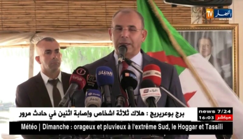 نقل/ الشروع في تحضير مجموعة من القوانين لتنظيم عملية النقل والتنقل