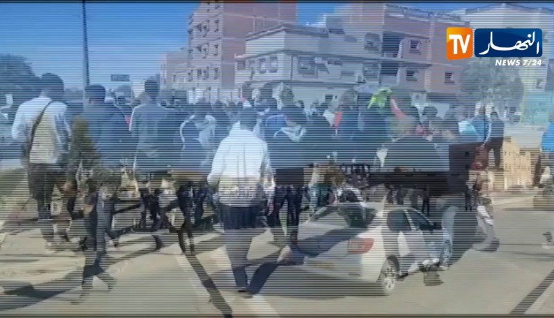 بشار/ إحتجاجات شعبية رافضة لزيارة وزير الداخلية “صلاح الدين دحمون”