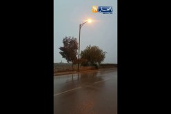 بداية تساقط كثيف للثلوج على ولاية باتنة