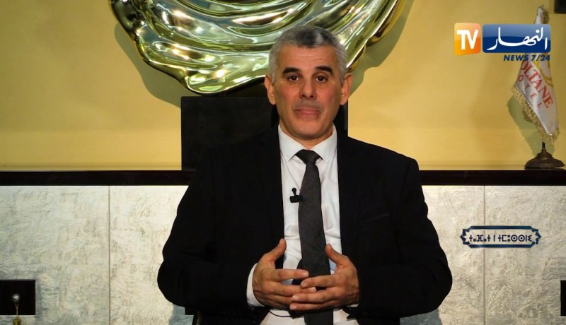 نور المعرفة: العقل نور “أميّز ذافراز”