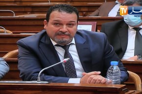 “عضو مجلس الأمة : “عندما يتحدث السيد الرئيس عن مناطق الظل  لايجب أن تمر مرور الكرام