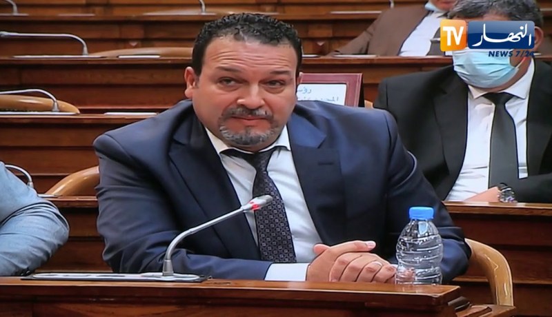 “عضو مجلس الأمة : “عندما يتحدث السيد الرئيس عن مناطق الظل  لايجب أن تمر مرور الكرام