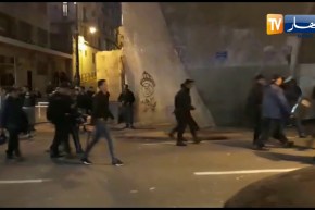 الشرطة تتفاعل بالجيروفار مع الشعب بعد إنتهاء المسيرات السلمية بنجاح