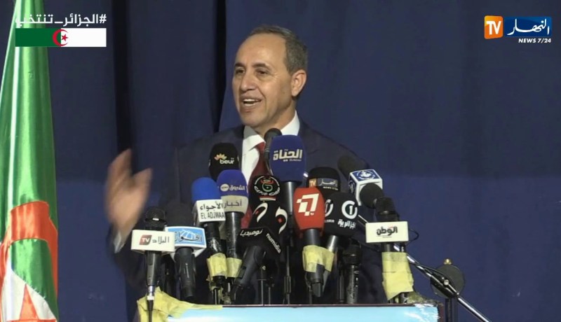 قالمة/ المترشح “عز الدين ميهوبي” ينظم تجمعا شعبيا بدار الثقافة “عبد المجيد شافعي”