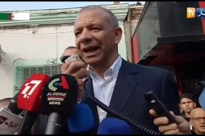 بن قرينة وسط عين الدفلى : ” البرلمان الفرنسي كي شاف الخير جاي لبلادنا بدى يدخّل روحو فينا “