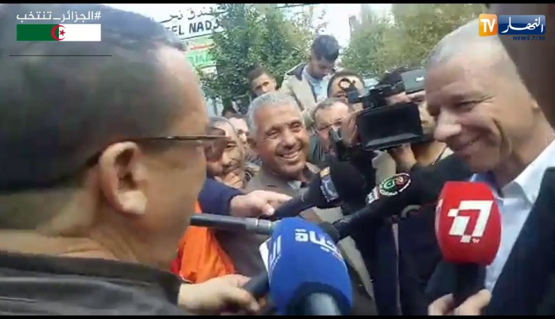 بن قرينة يستمع لشكاوى الفلاحين بعين الدفلى