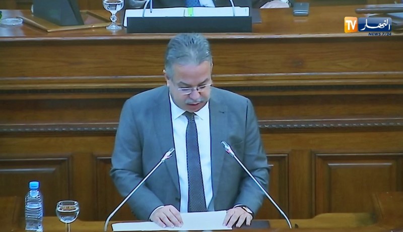 تمار: “إعادة بعث إنجاز ما يفوق 35 ألف وحدة سكنية في صيغة عدل”