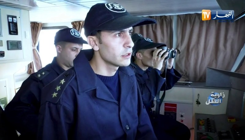 زاوية الظل: القوة البحرية.. عيون البحر لا تنام