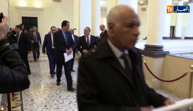 برلمان أعضاء مجلس الأمة يرفضون رفع الحصانة على “سيد أحمد أوراغي وعلي طالبي”