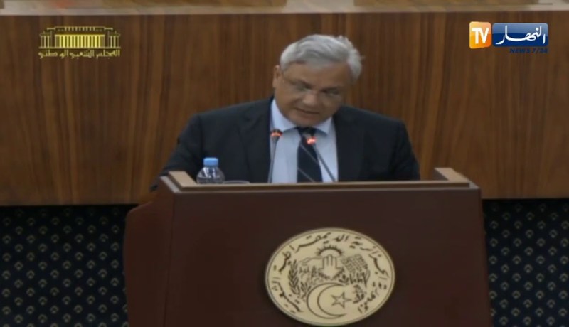 وزير الصناعات الصيدلانية: الدولة عازمة على إنعاش الصناعات الصيدلانية والتقليص من فاتورة الإستيراد