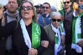 شقيقة العربي بن مهيدي تلتحق بالحراك الشعبي المطالب بالتغيير ورفض تمديد العهدة الرابعة