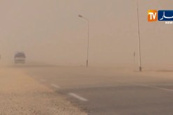 رياح قوية مرفوقة بزوابع رملية على الواحات