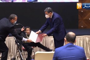 الوزير الأول يشرف على الإحتفال باليوم العالمي لذوي الإحتياجات الخاصة