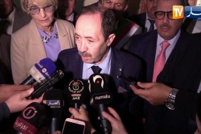 وزير التربية :” نحرص على أن يكون البعد التاريخي للجزائر متواجد في الكتب “