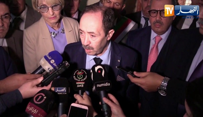 وزير التربية :” نحرص على أن يكون البعد التاريخي للجزائر متواجد في الكتب “