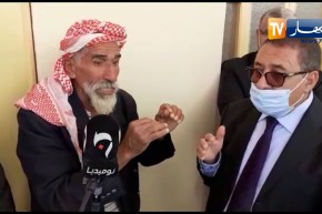 “مواطن من منطقة الدفة بالبيض لمستشار رئيس الجمهورية ..” والله ماعندنا الماء باش نشربو