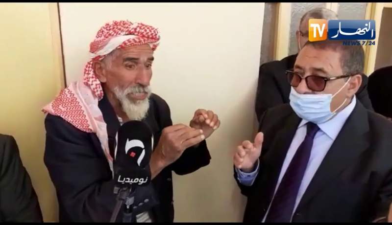 “مواطن من منطقة الدفة بالبيض لمستشار رئيس الجمهورية ..” والله ماعندنا الماء باش نشربو