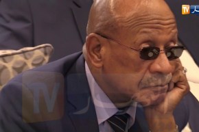 شاهدوا.. الوالي زوخ من كثرة الجري للوقوف على العاصمة ما قدرش يفتح عينيه