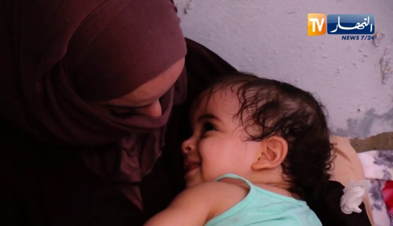 قصة جلال و عائلته التي تبيت في العراء