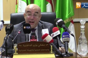 وزير الداخلية ببشار : ” سنجعل الولاية وجهة داخلية ودولية مطلوبة في السياحة !! “