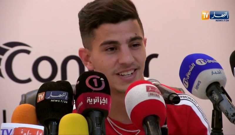 عطال: “ذرفت الدموع في مباراة كوت ديفوار بسبب الضغط”