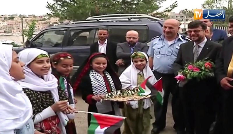 فلسطين: إطلاق إسم الرئيس عبد العزيز بوتفليقة على شارع طمون بفلسطين