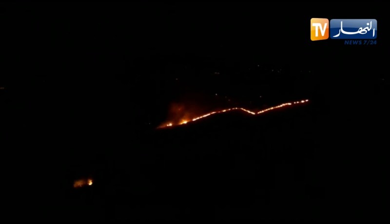 حرائق  تحاصر عشرات المساكن ببلدية العياضي برباس بميلة