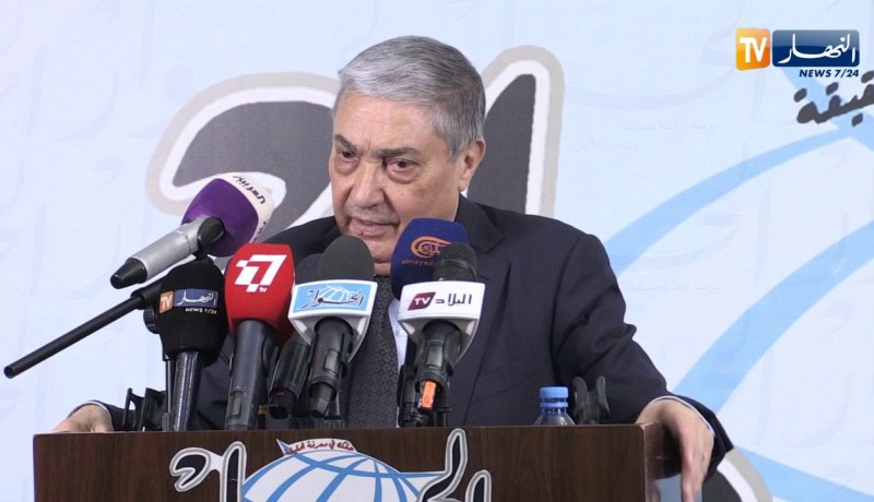 بن فليس: انا لم أطرد في المسيرات