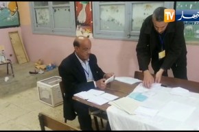 انطلاق عملية الفرز بسيدي بلعباس