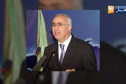 وفاة وزير الإتصال الأسبق عبد الرشيد بوكرزازة عن عمر ناهز 65 سنة