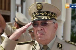 دفاع: الفريق أحمد قايد صالح في زيارة عمل إلى قيادة قوات الدفاع الجوي عن الإقليم