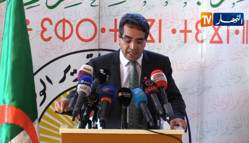 محمد جميعي: الحلّ لابد أن يبقى في إطار الدستور تفاديا لأي مغامرة غير محمودة العواقب
