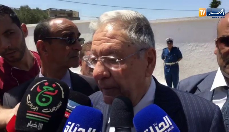 ولدعباس: “الراحل كان مجاهد ومناضل ومثال في الثورة الجزائرية”