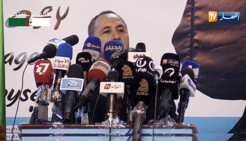 ميهوبي: “يجب فتح تخصص الطب بجامعة الشلف..وتعزيزها بمستشفى جامعي”