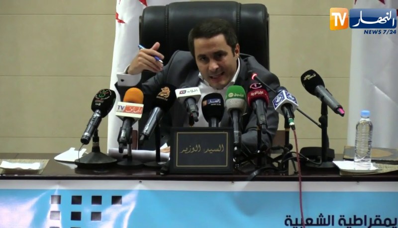 وزير الشباب والرياضة يعطي تعليمات بمتابعة كل المشاريع وإيفائه بتقرير مفصل لتطور الأشغال