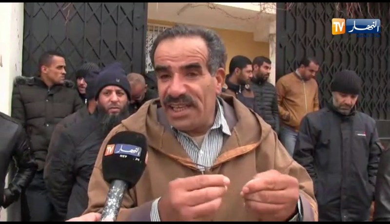 سعيدة/ عمال ديوان الترقية والتسيير العقاري  يحتجون