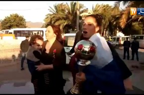 فتيات آقبو يحتفلن بالتتويج بكأس الجمهورية !!