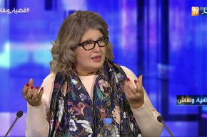 ناشطة حقوقية:  حياة الجزائريين غير منظمة والفايسبوك سبب خراب البيوت