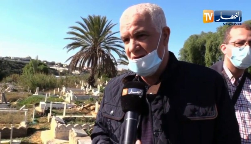 جثمان الراحل عبد الرشيد بوكرزازة يوارى الثرى بمقبرة قاريدي