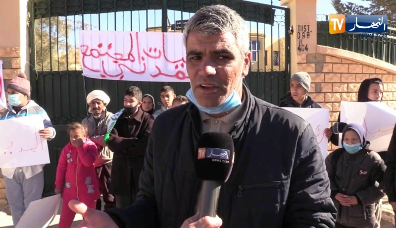 الجلفة أولياء تلاميذ معاقين ذهنيا يحتجون ويطالبون بالنقل المدرسي