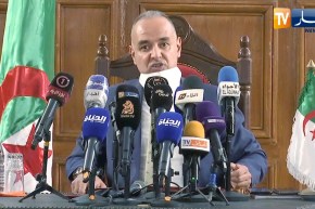 شاكر قارة: ثلاث مباريات من الرابطة المحترفة الأولى لكرة القدم كانت معنية بالتحقيق