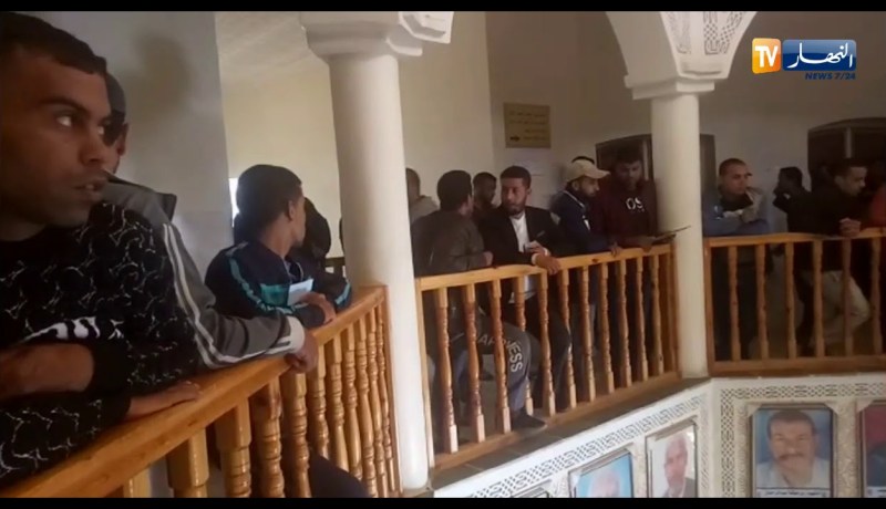 الوادي: سكان قمار ينتفضون على قائمة السكن ويطالبون بفتح تحقيق حولها