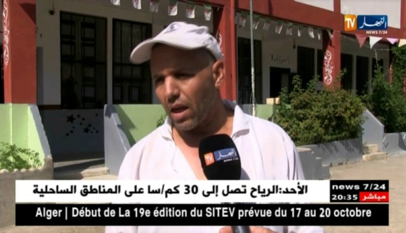 بجاية: أولياء تلاميذ يقومون بأشغال تأهيل وتنظيف مدرسة إبتدائية