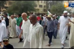 غليزان/ متظاهرون في مسيرات مليونية تحت شعار “يتحاسبوا قاع – يروحوا قاع”