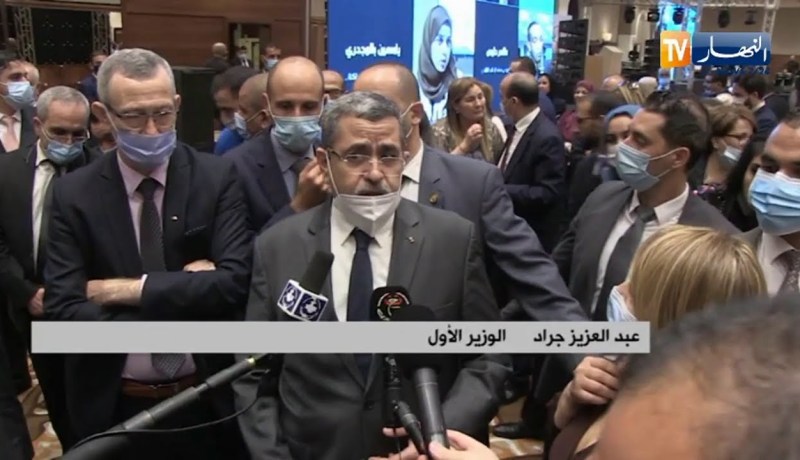 الوزيرالأول: مشروع تعديل الدستور سيمنح الصحفيين حرية أكبر في التعبير